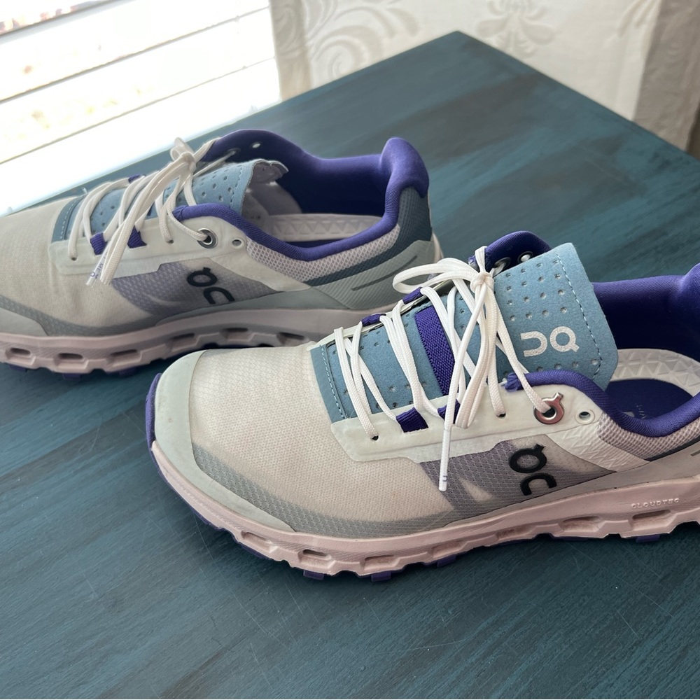 On Cloud Running Shoe
